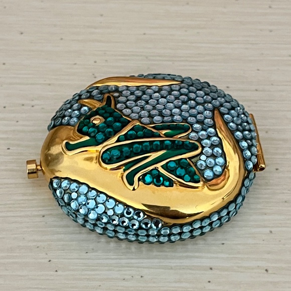 Estee Lauder compacts lot - Picture 2 of 12